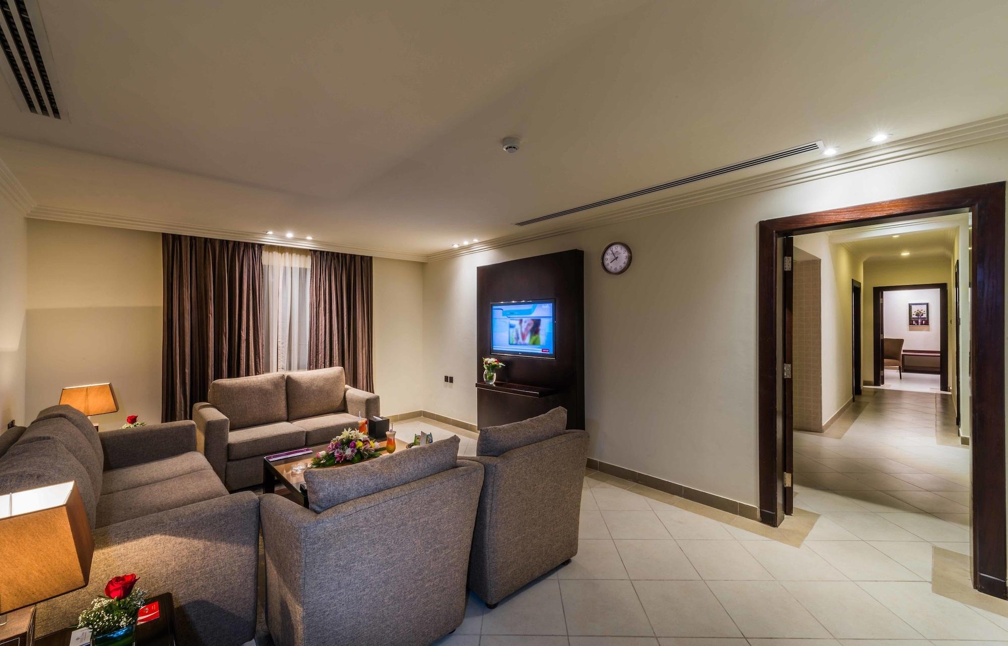 Boudl Al Rass Aparthotel Ar Rass Bagian luar foto