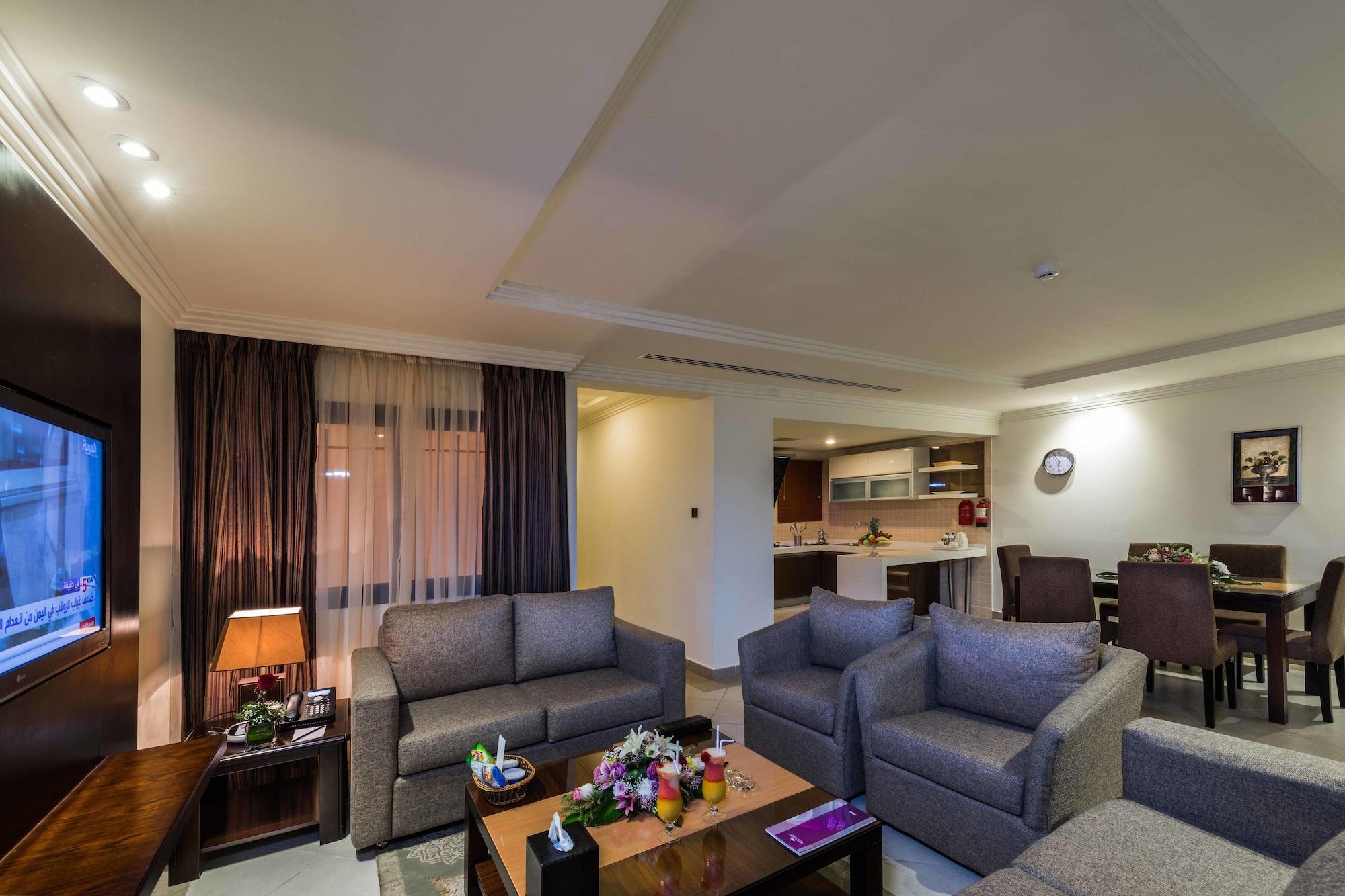 Boudl Al Rass Aparthotel Ar Rass Bagian luar foto