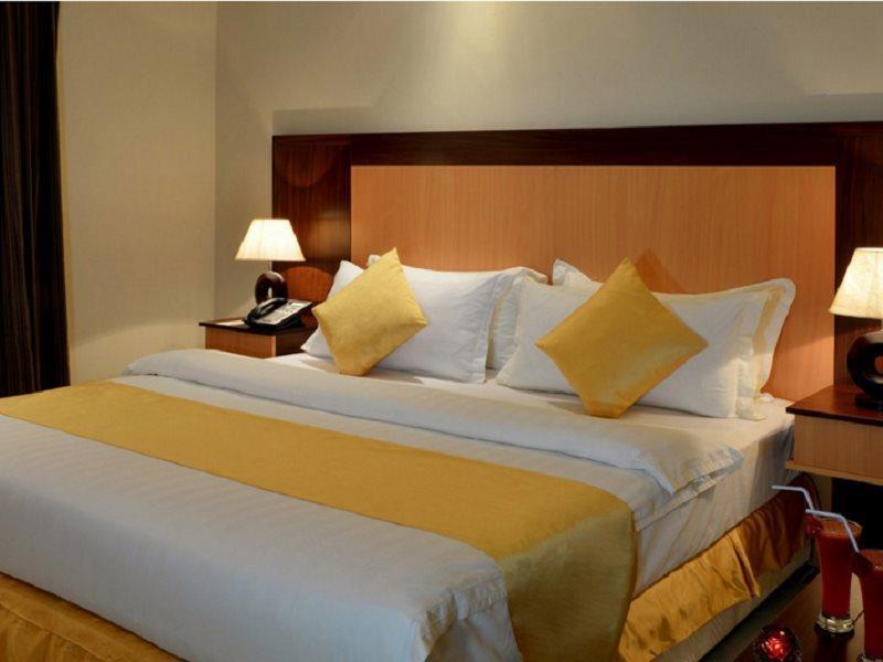 Boudl Al Rass Aparthotel Ar Rass Bagian luar foto