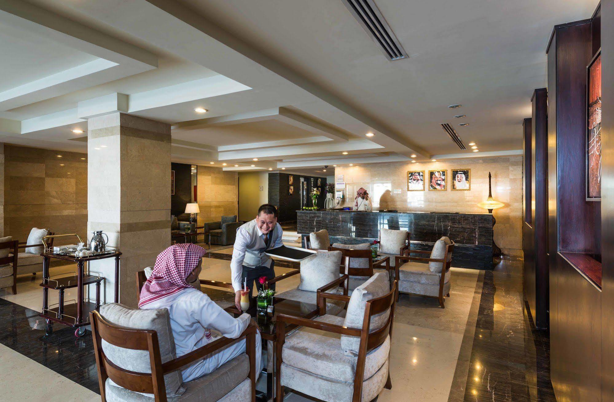 Boudl Al Rass Aparthotel Ar Rass Bagian luar foto