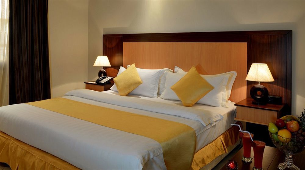 Boudl Al Rass Aparthotel Ar Rass Bagian luar foto