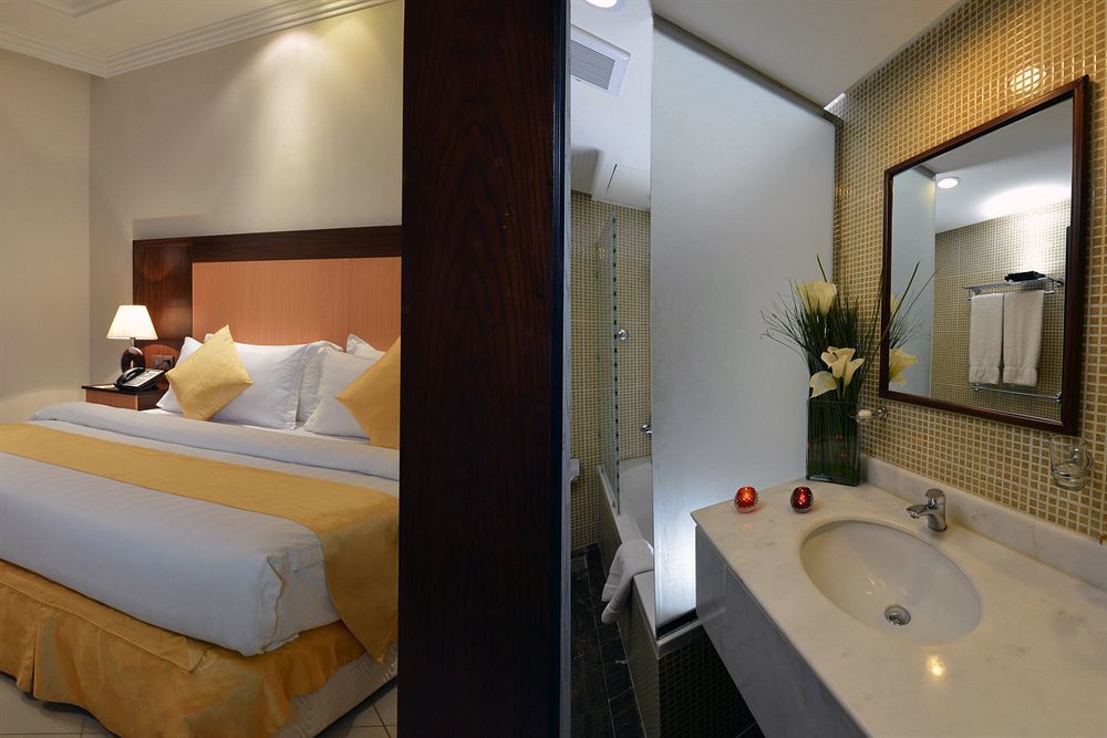 Boudl Al Rass Aparthotel Ar Rass Bagian luar foto